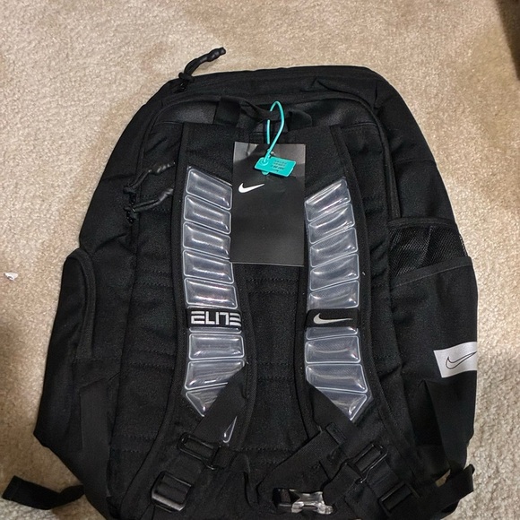 Nike Black Elite Backpack - Picture 5 of 16